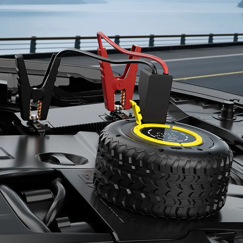 Kompakter 4-in-1 Auto-Notfallhelfer mit Starthilfe und Reifenkompressor