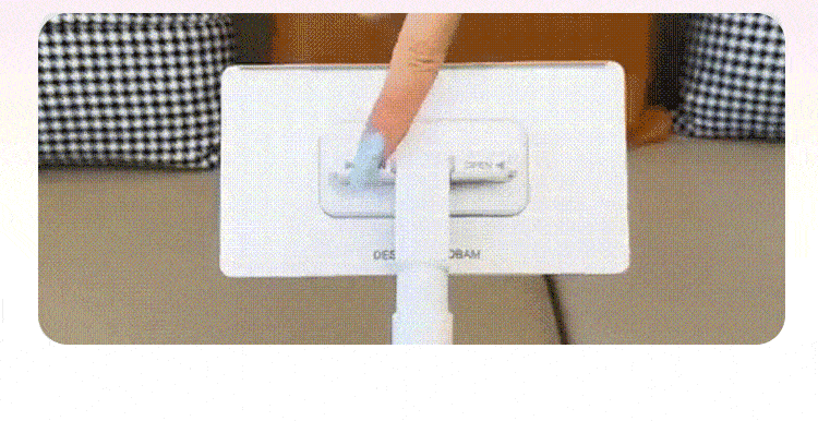 One-touch mop cloth release demonstration