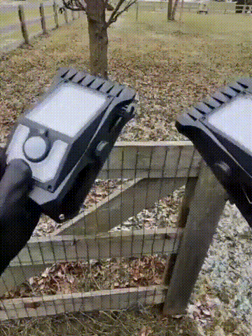 Outdoor solar garden lights and motion-activated lights-2pcs 6c396a4dcdb875efd352ab0ad93fa7e5d38b8110