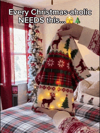 Christmas room transformed by Cozy Lamp projection