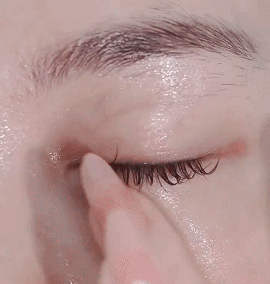 12-20-杨新育-1057051Dinkiss叶黄素眼部精华油_23.gif 12-20-杨新育-1057051Dinkiss叶黄素眼部精华油_23.gif